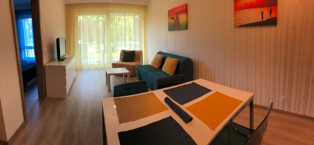 Behouse@Lake Balatonfured Luaran gambar